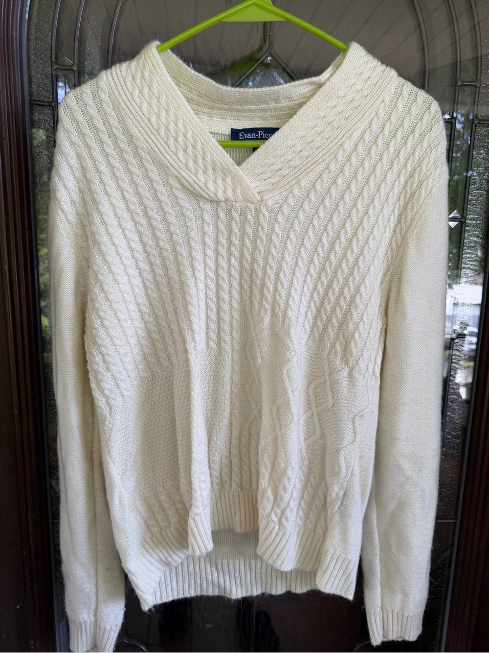 Evan Picone Cream Cable-Knit V-Neck Sweater